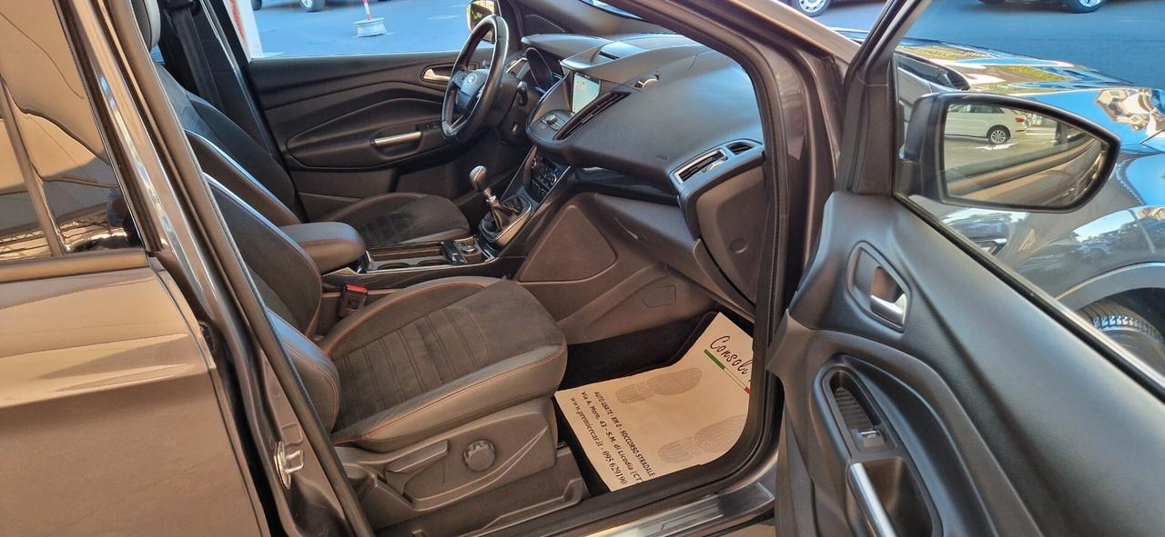 Ford Kuga 1.5 TDCi 120cv 2WD ST-Line