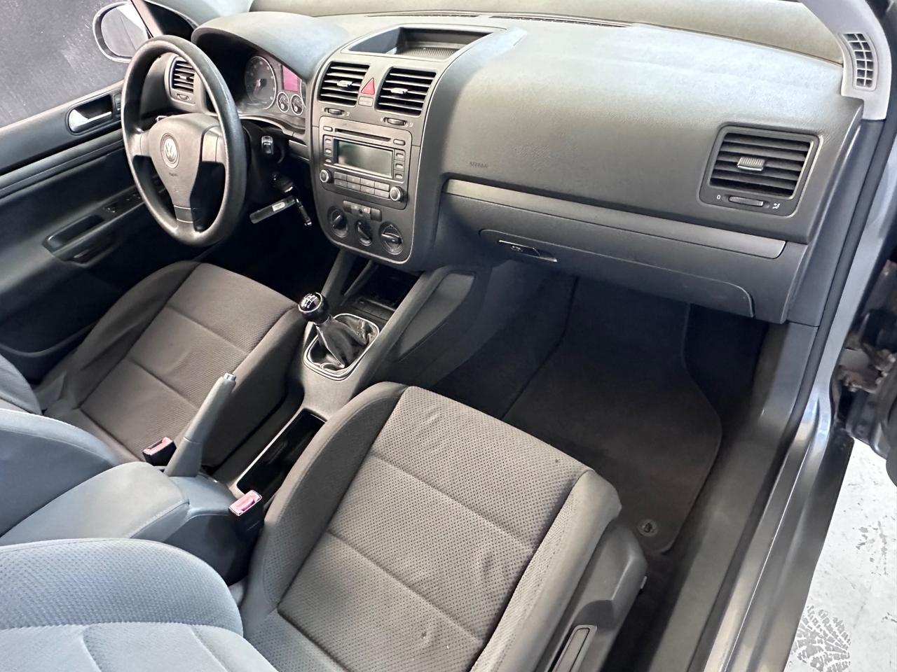 Volkswagen Golf 1.6 16V FSI 5p. Comfortline