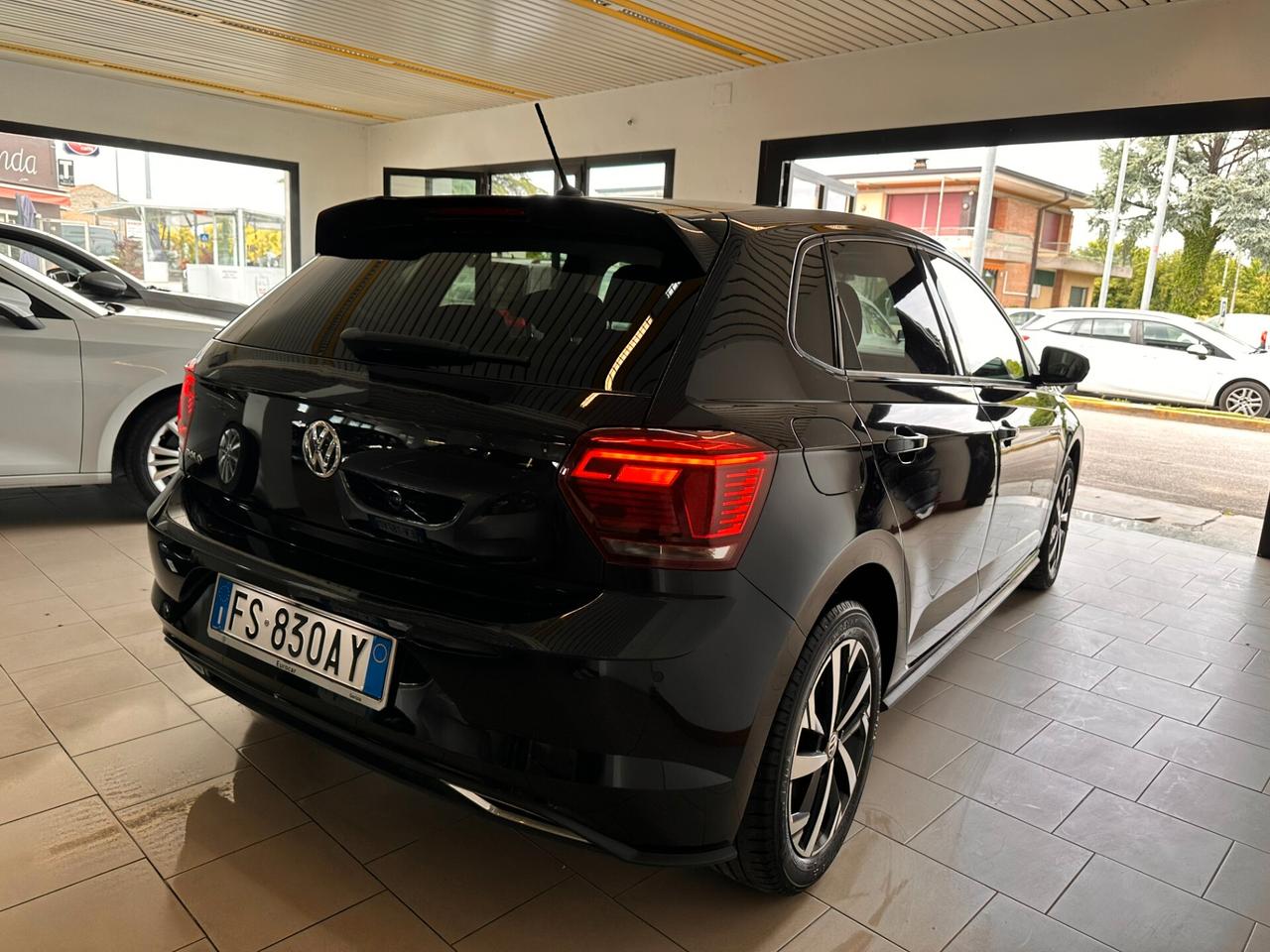 Volkswagen Polo 1.0 TSI 5p. R-LINE BlueMotion Technology