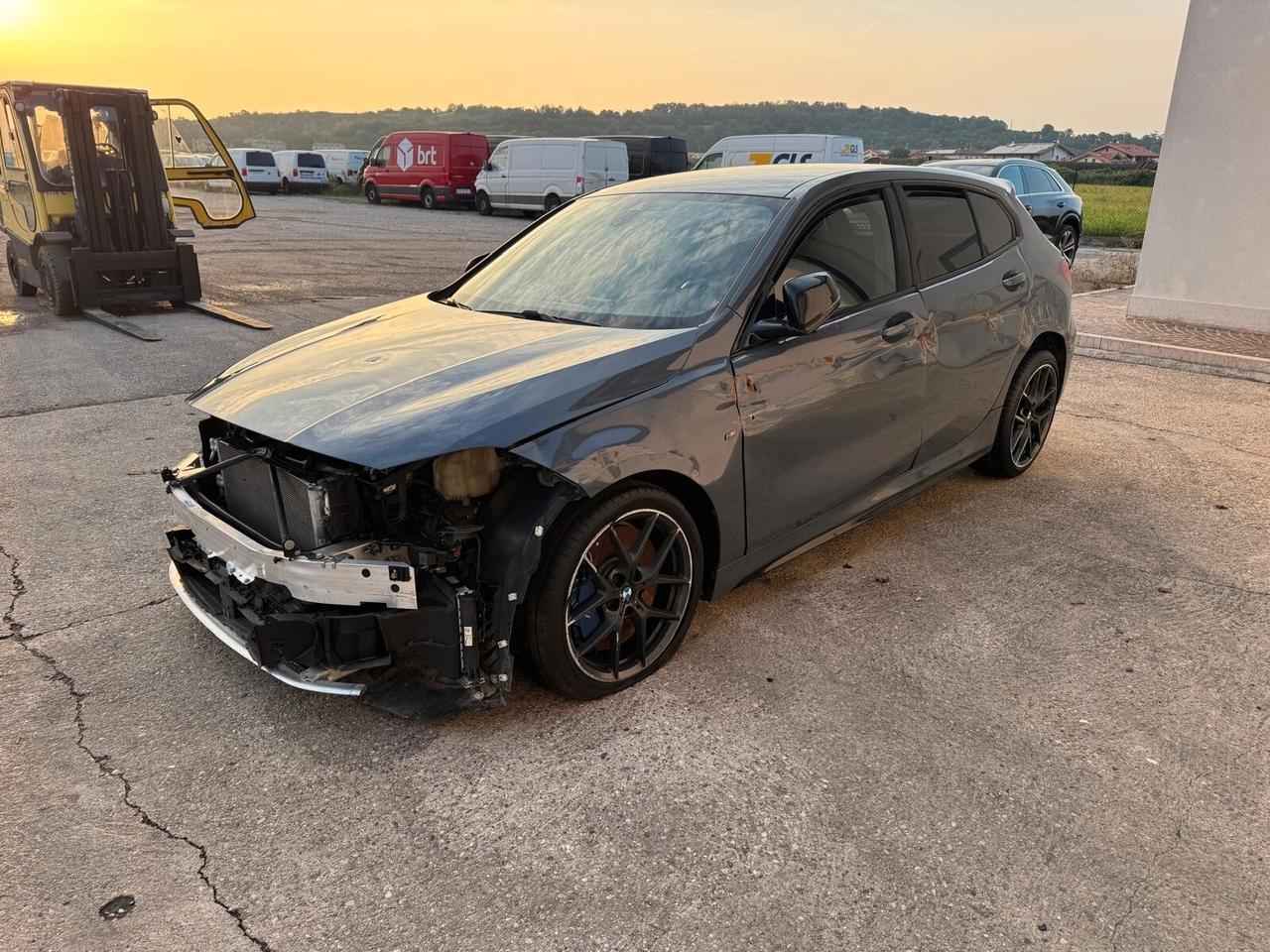 BMW 135 F40 M 135i M135 xdrive auto Msport INCIDENTATA