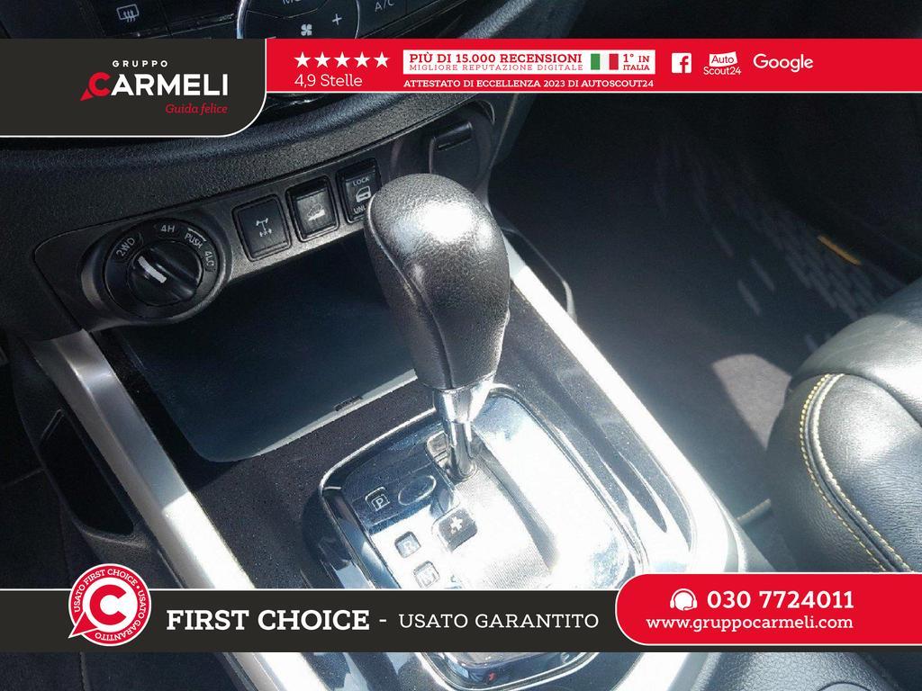 Nissan Navara Double Cab 2.3 dCi Tekna 4WD Auto