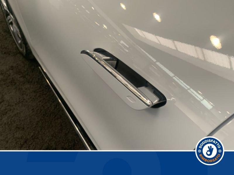 Mercedes-Benz CLA 200 Automatic Coupé AMG Line Premium