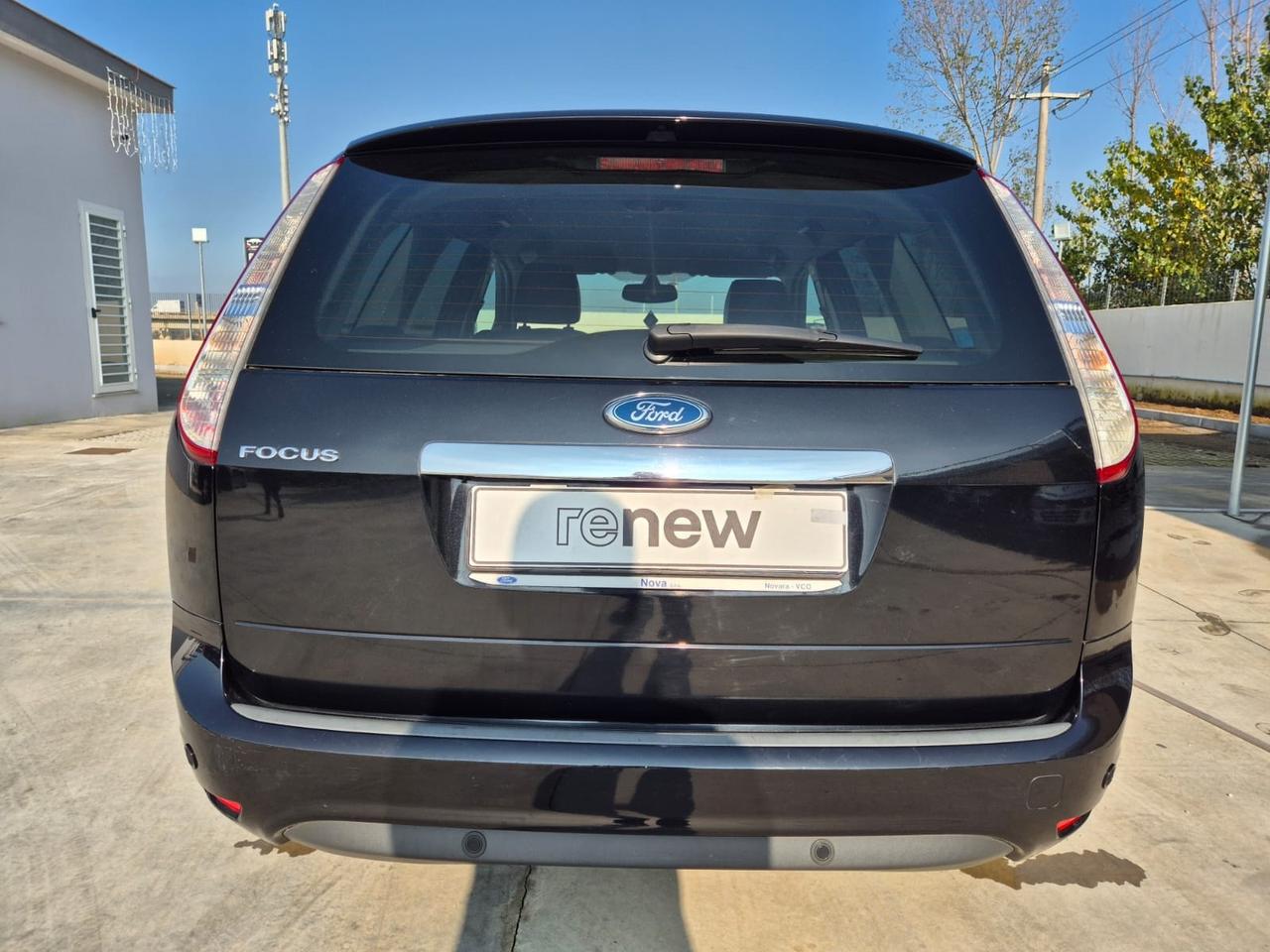 Ford Focus 2.0 (145CV) 5p. GPL TITANIUM