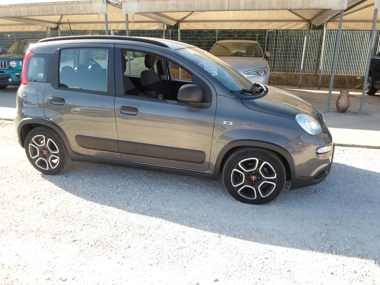 Fiat Panda 1.0 FireFly S&S Hybrid Sport