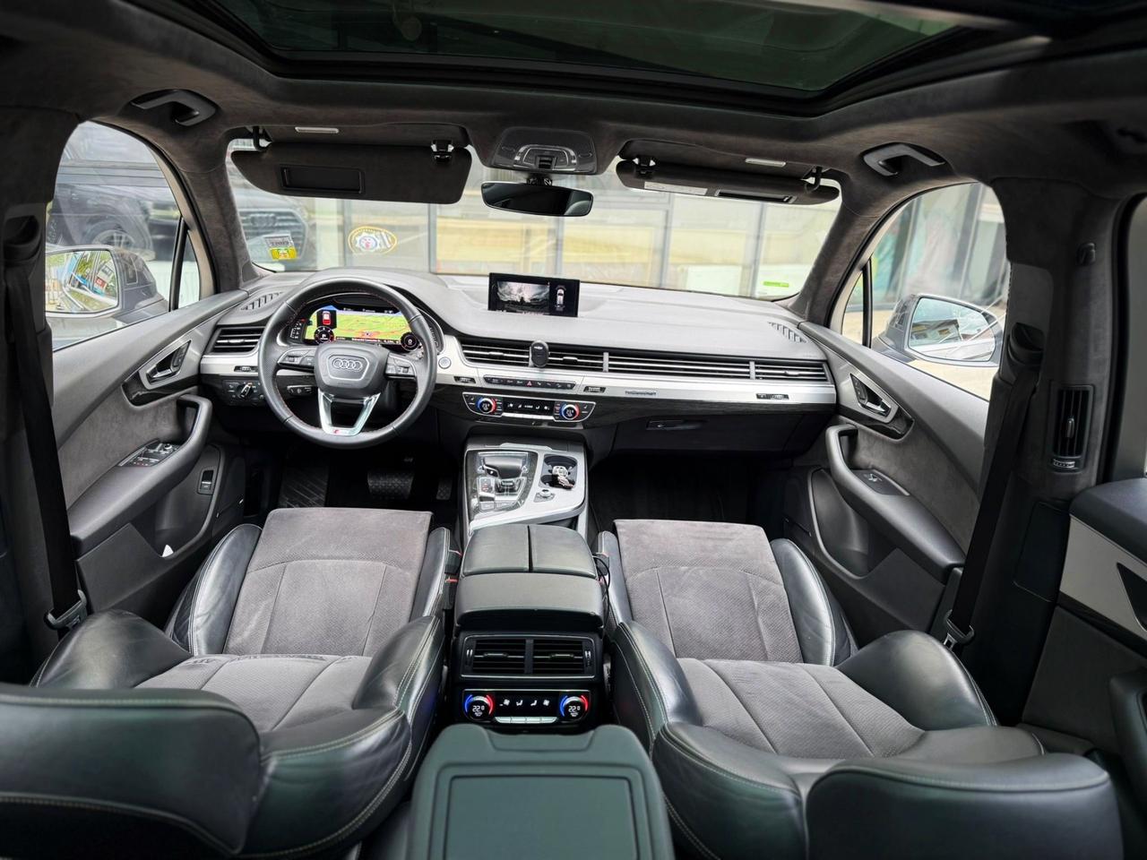 Audi Q7 3.0 TDI 272 CV quattro tiptronic Business Plus Garanzia 12 Mesi
