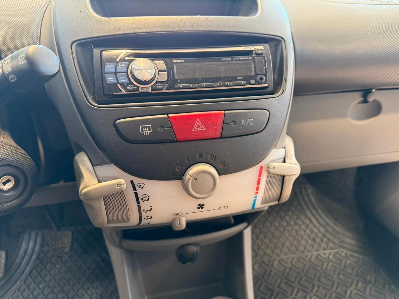 Peugeot 107 1.0 68CV 5p. Desir