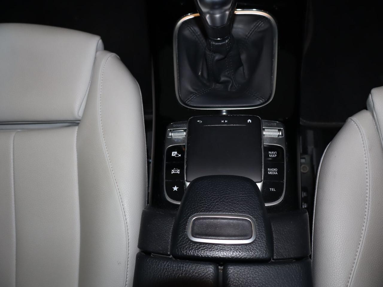 Mercedes-Benz A 180 Business Plus A 180 #9967