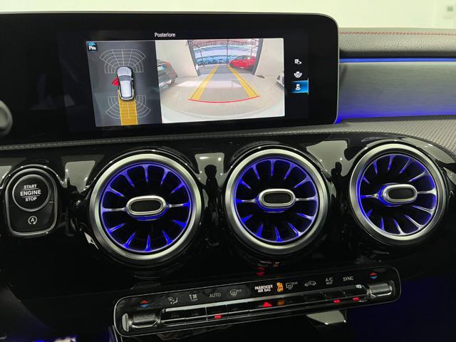 MERCEDES-BENZ CLA 200 d Automatic Shooting Brake Premium Black Pack