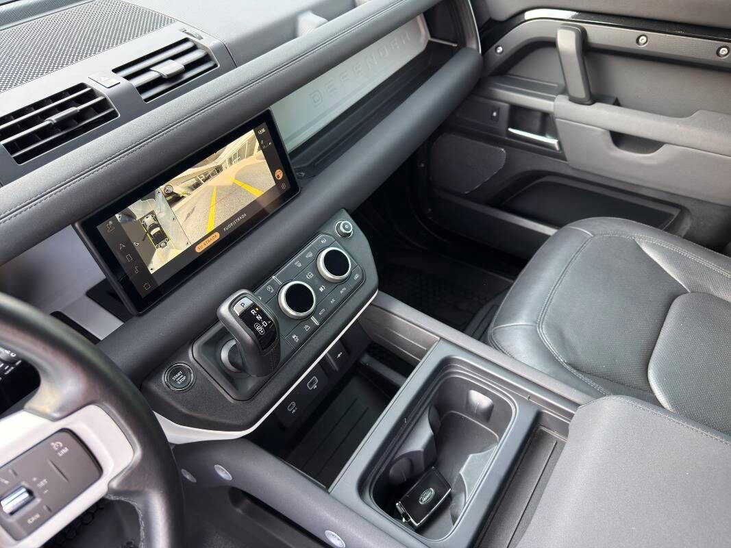 Land Rover Defender 90 3.0d X-Dynamic S awd 200cv Garanzia Land Rover IVA ESPOSTA