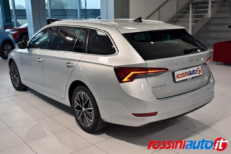SKODA OCTAVIA WAGON 2.0 TDI 150 CV DSG STYLE + R17 PULSAR AERO