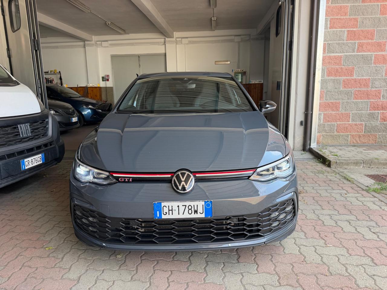 Volkswagen Golf GTI 2.0 TSI