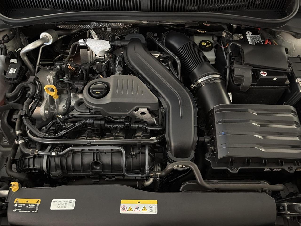 Volkswagen Taigo 1.5 tsi R-Line 150cv dsg