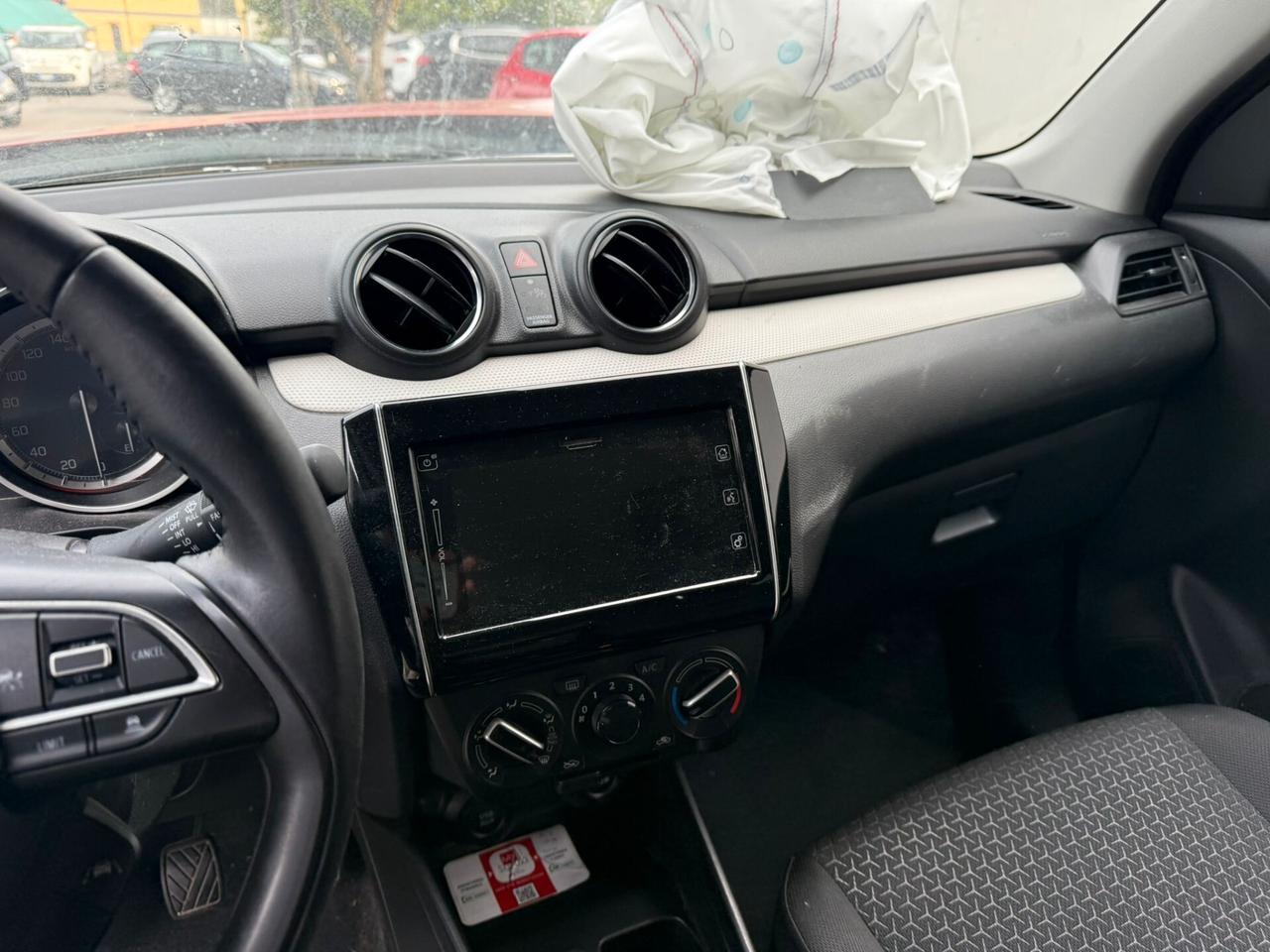 Suzuki Swift 1.2 Ibrida Incidentata