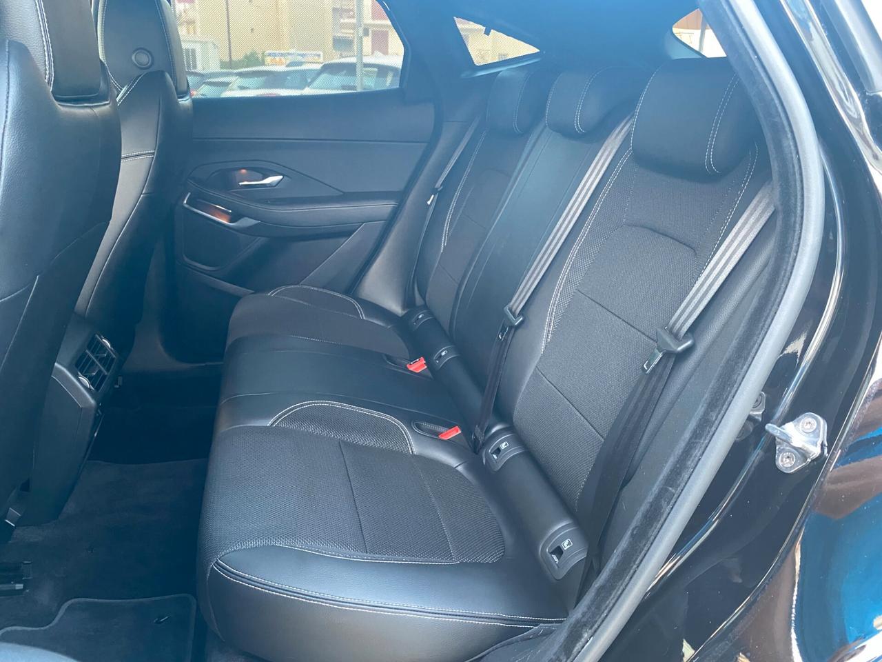 Jaguar E-Pace 2.0D 180 CV AWD R-Dynamic