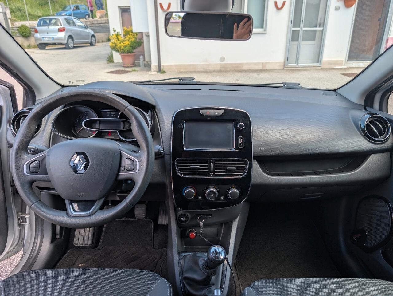 Clio 1.5 Diesel 2017 — Neopatentati — Garanzia
