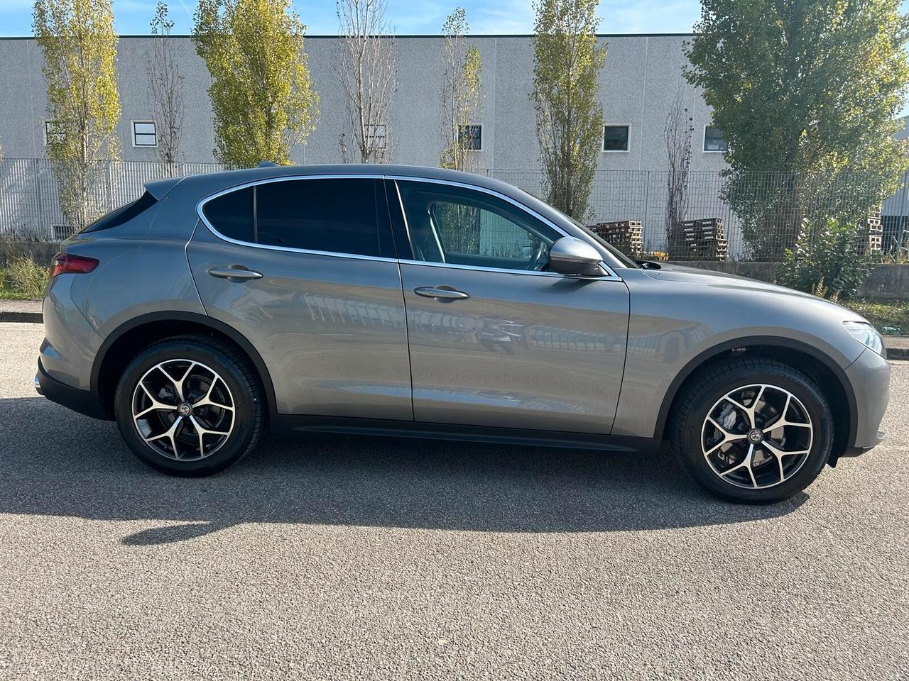 Alfa Romeo Stelvio 2.2 TD Q4 210 cv Super Pack Lusso