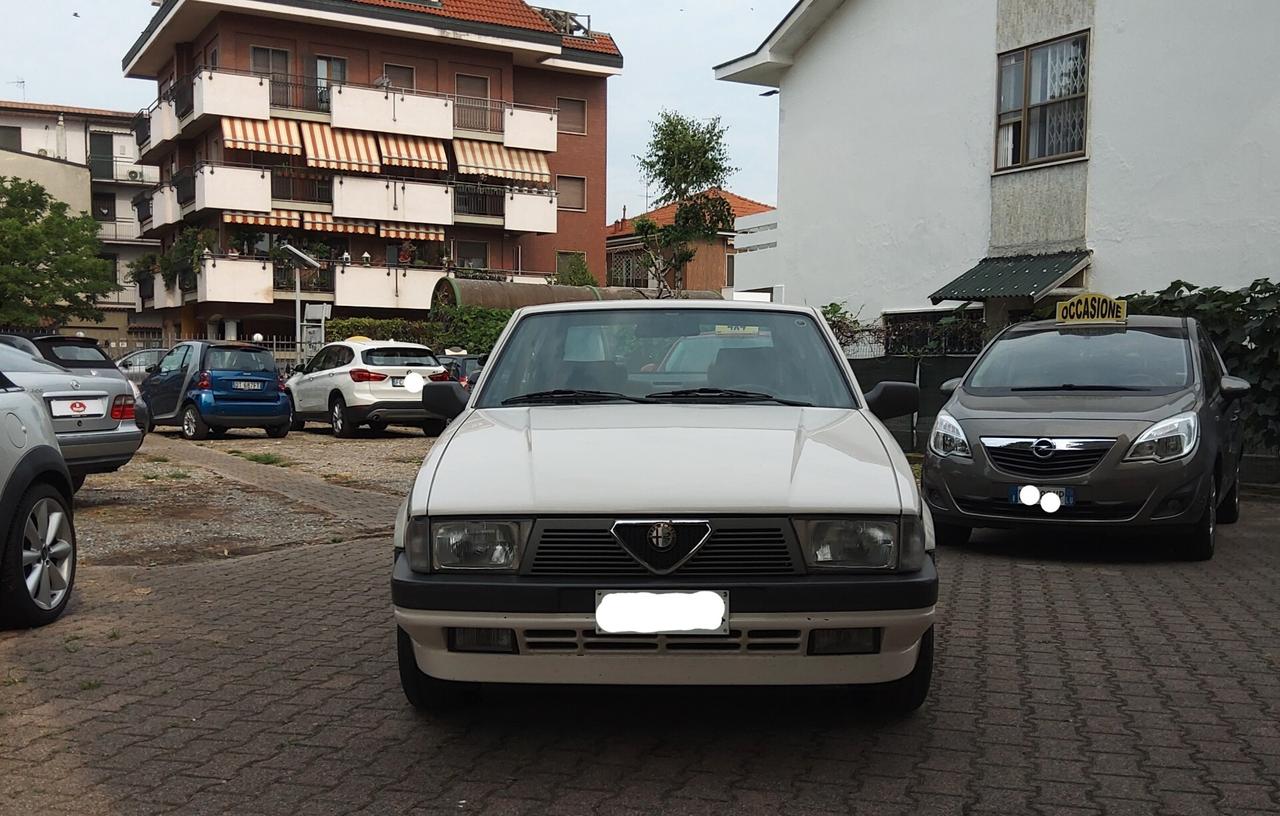 Alfa Romeo 75 2.0i Twin Spark