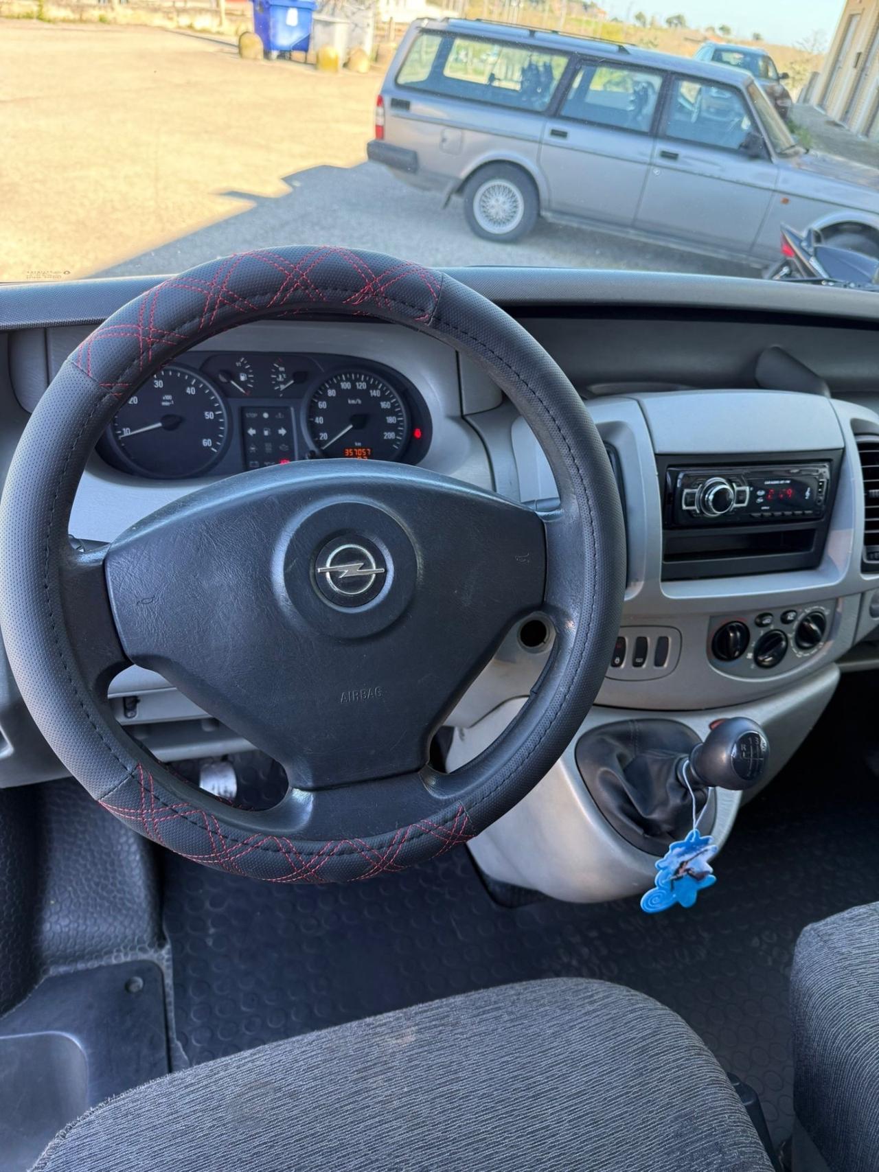 Opel Vivaro 27 1.9 -AUTOCARRO 3 POSTI