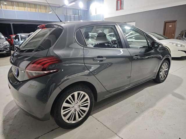 Peugeot 208 Neopatentati Benzina Euro 6 Cinghia nuova