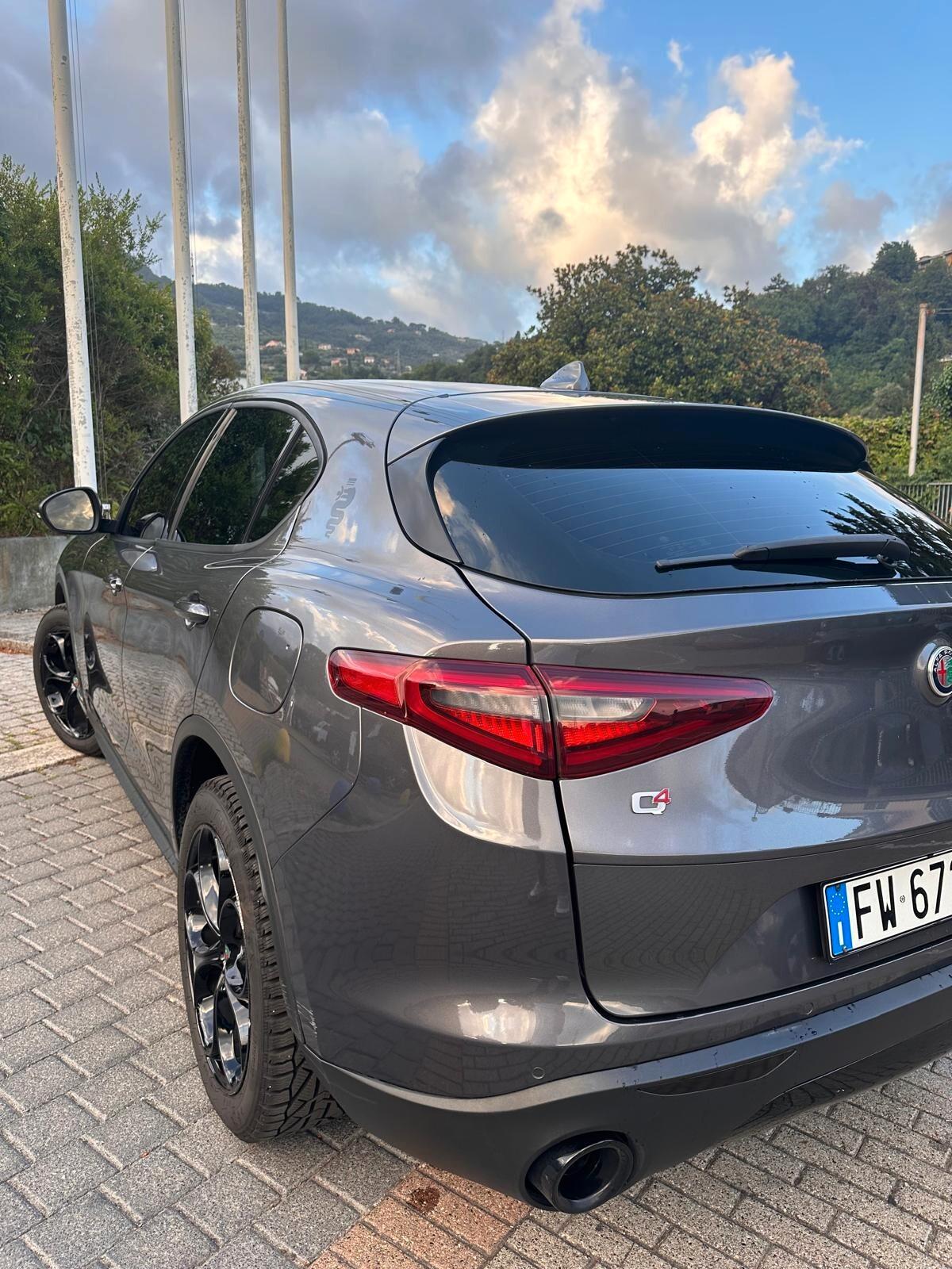 Alfa Romeo Stelvio 2.2 Turbodiesel 210 CV AT8 Q4 Veloce