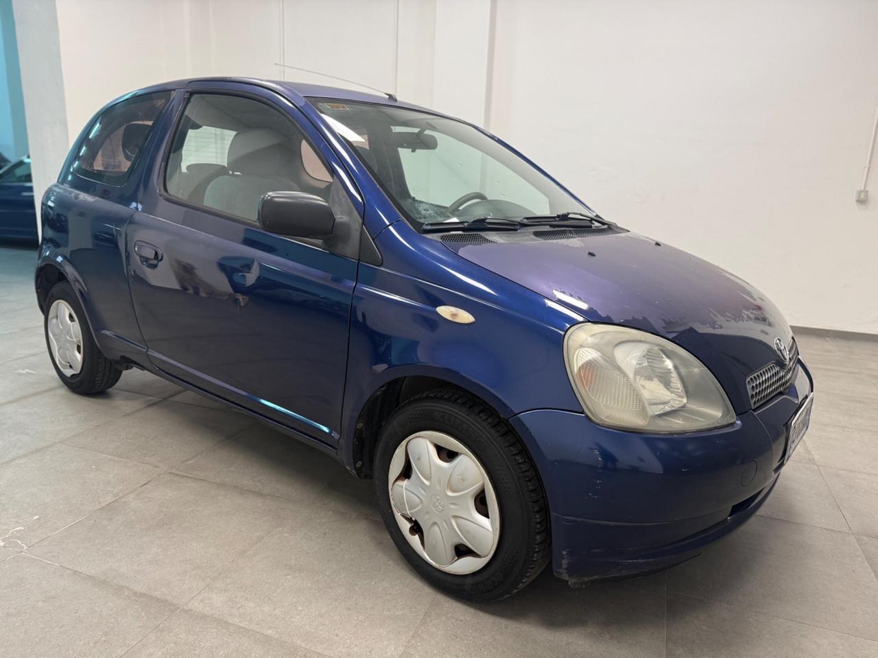 Toyota Yaris 1.0i 16V cat 3 porte