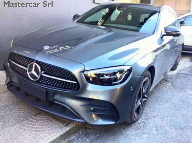 MERCEDES-BENZ E 300 de 4MATIC EQ-POWER Premium - GH155GW