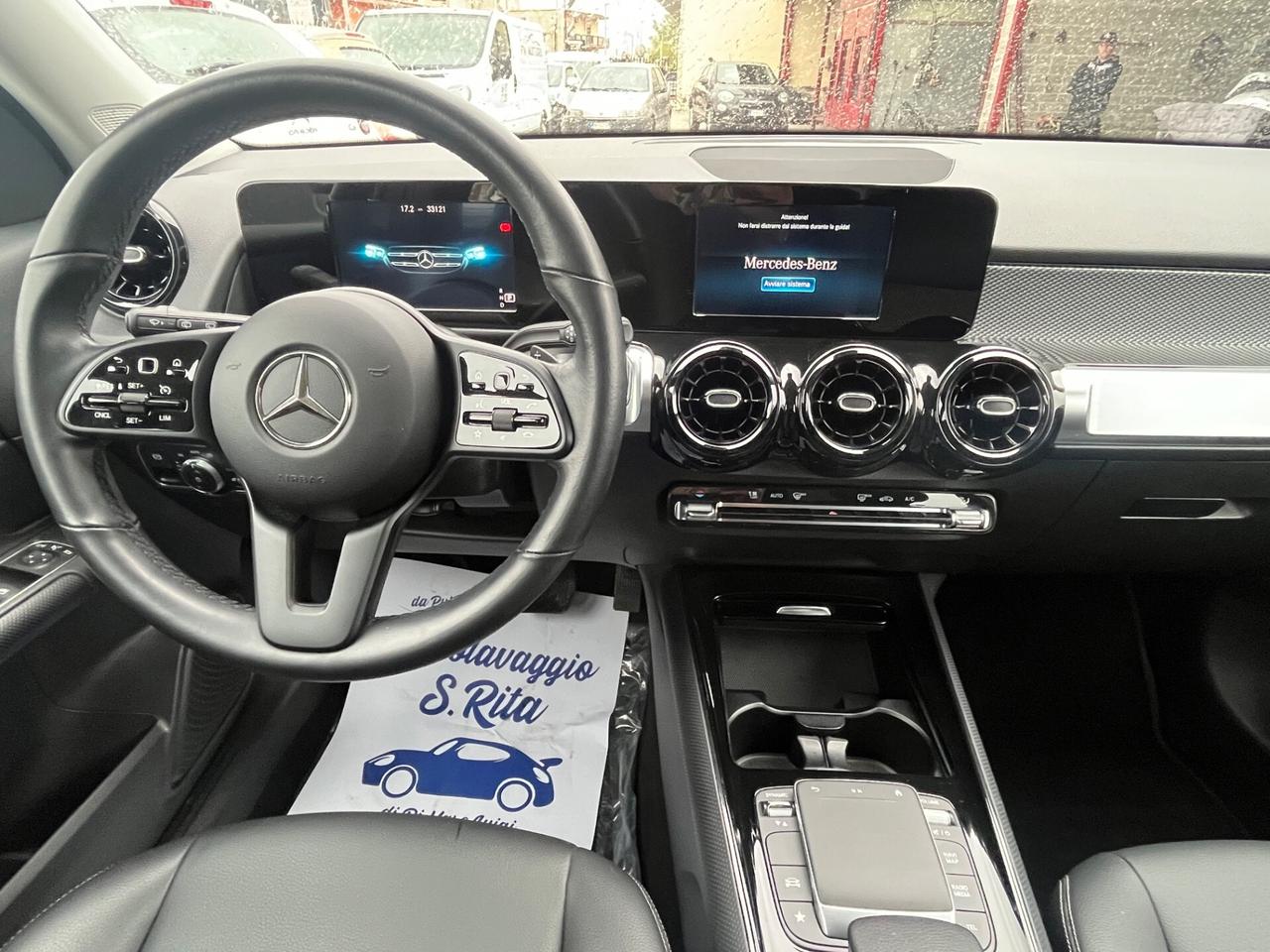 Mercedes-benz GLB 200