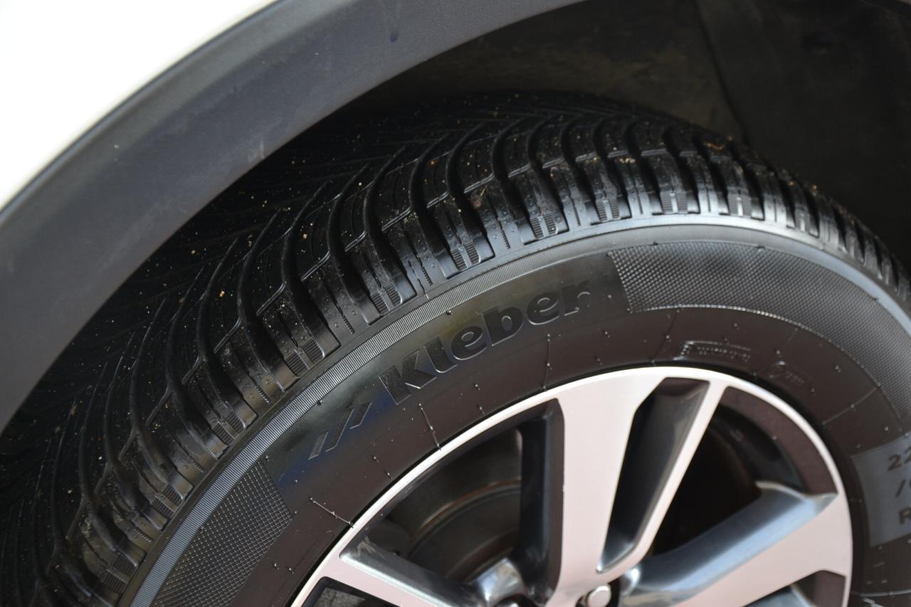 Toyota RAV 4 2.0 D-4D 143CV **NAVI+CRUISE+RCAM+PDC+LED+EURO6B*