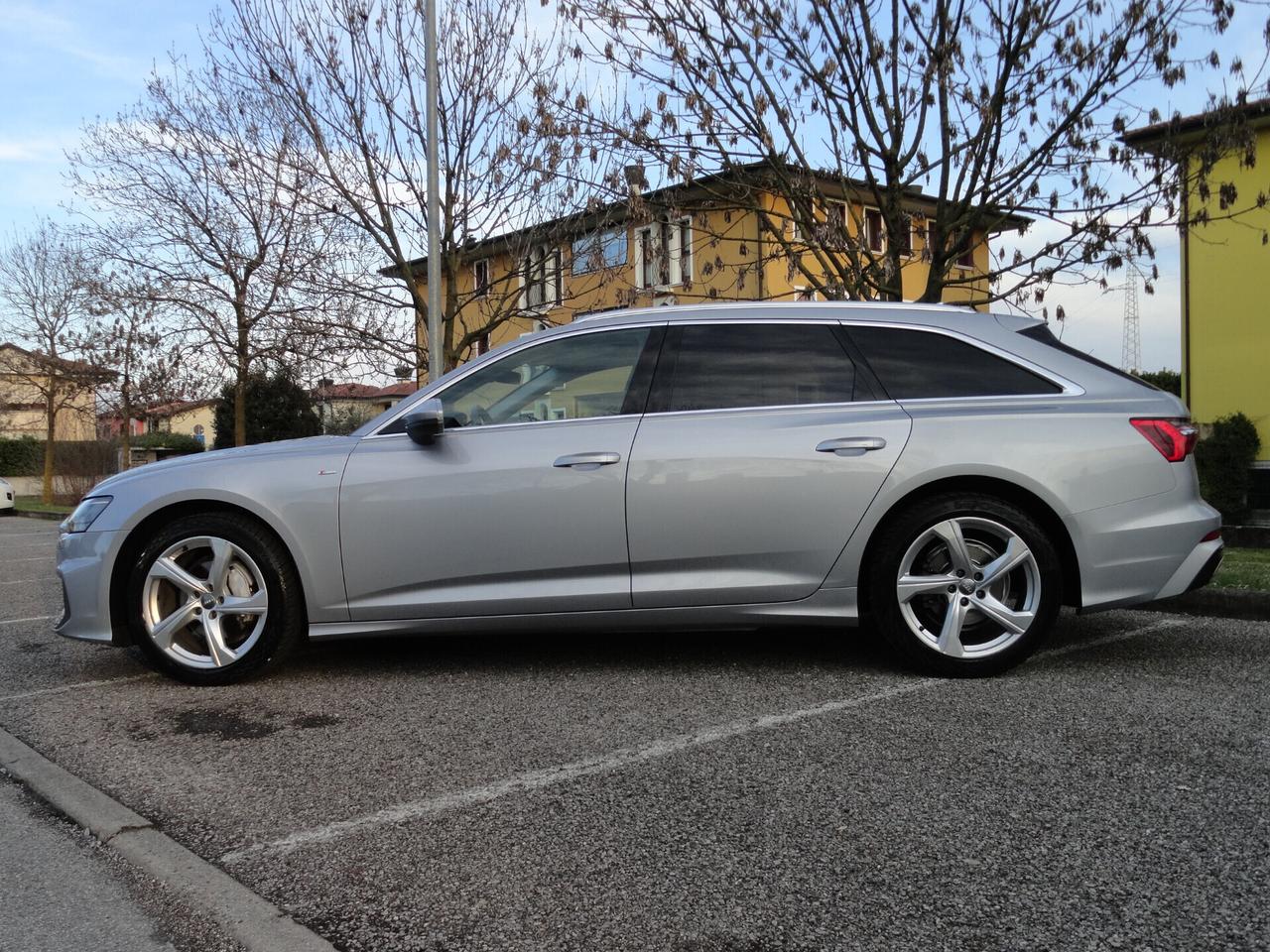 Audi A6 Avant 40 2.0 TDI S tronic Sport