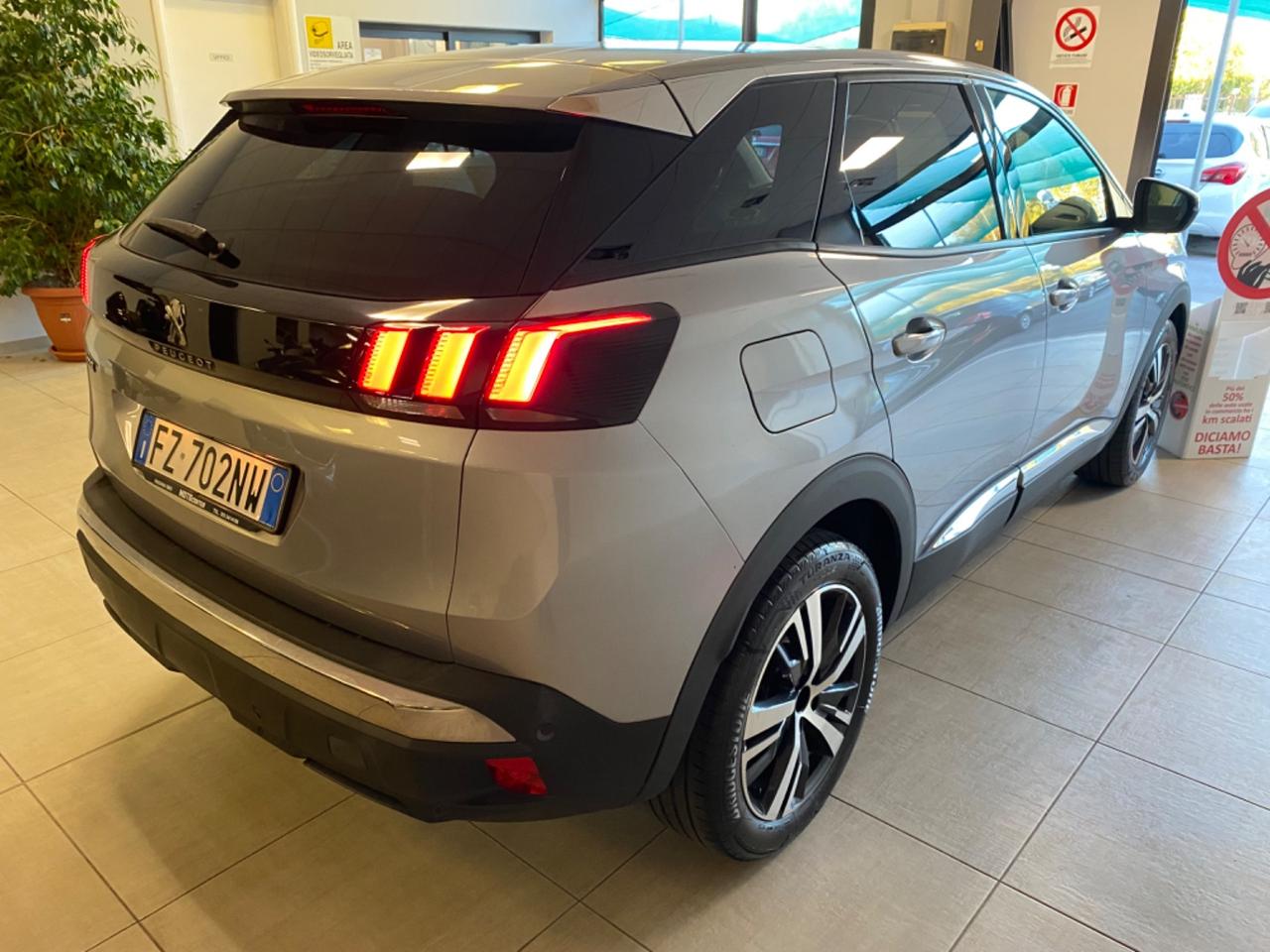 Peugeot 3008 ALLURE 1.5 130 Cv EAT8 Led EURO 6D Garantita