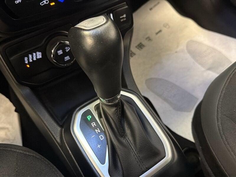 Jeep Renegade 4xe 1.3 T4 PHEV 240cv Upland Cross 4xe Auto