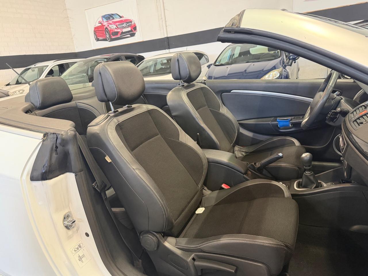 Renault Megane Mégane CABRIOLET-1.9 dCi 130CV Dynamique Cabriolet