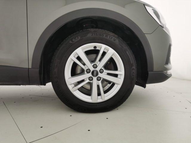 AUDI Q3 35 TDI S tronic Business