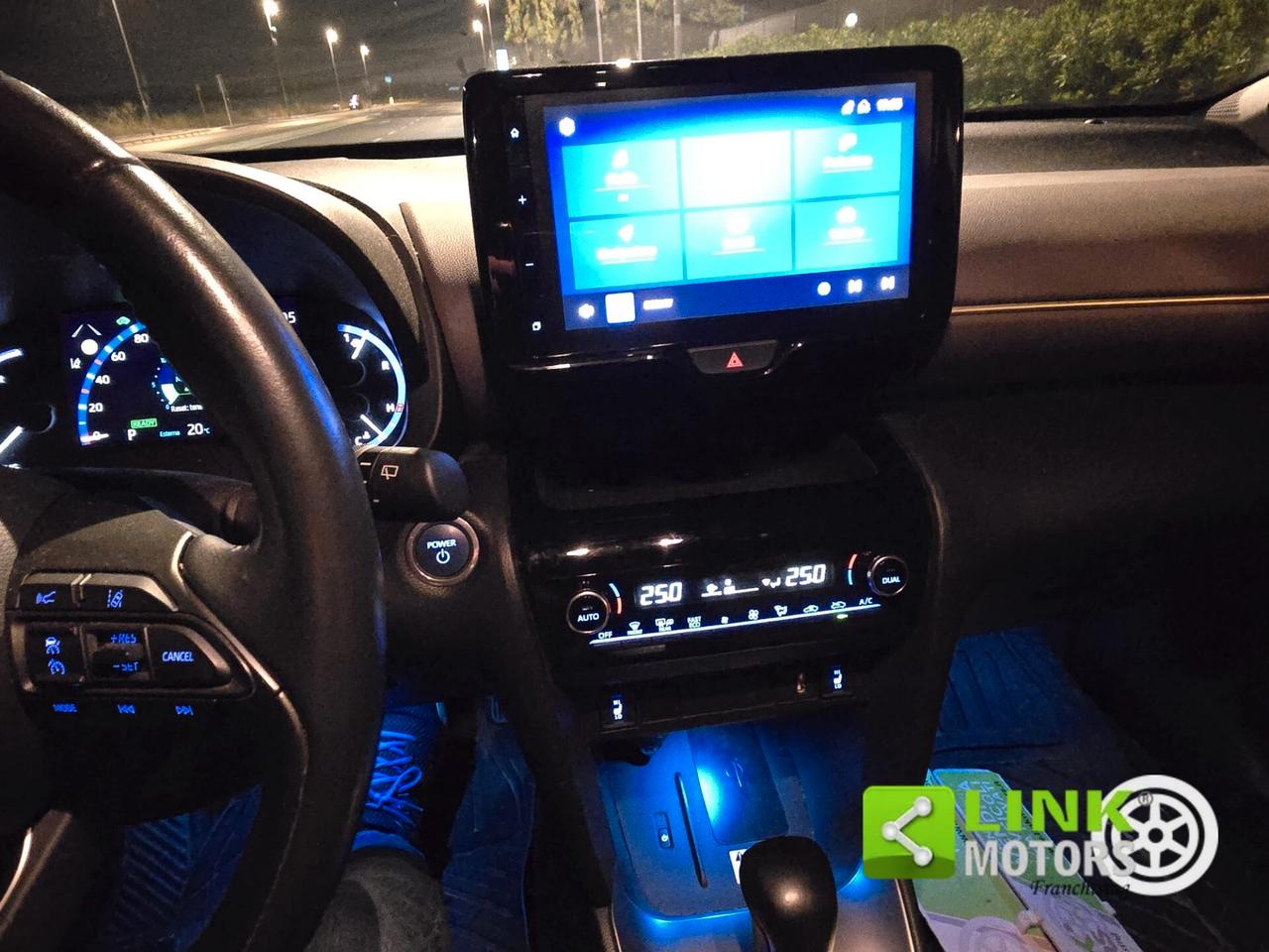 Toyota Yaris Cross 1.5 Hybrid 5p. E-CVT Lounge