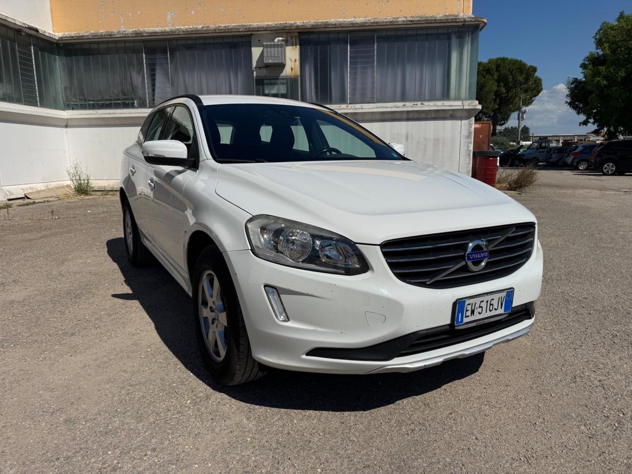 Volvo XC 60 XC60 D3 Geartronic R-design Momentum