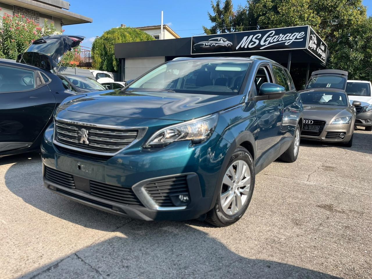 Peugeot 5008 PureTech Turbo 130 S&S Allure