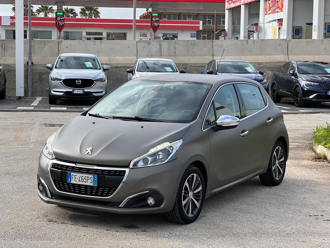 Peugeot 208 BlueHDi 75 5 porte Allure