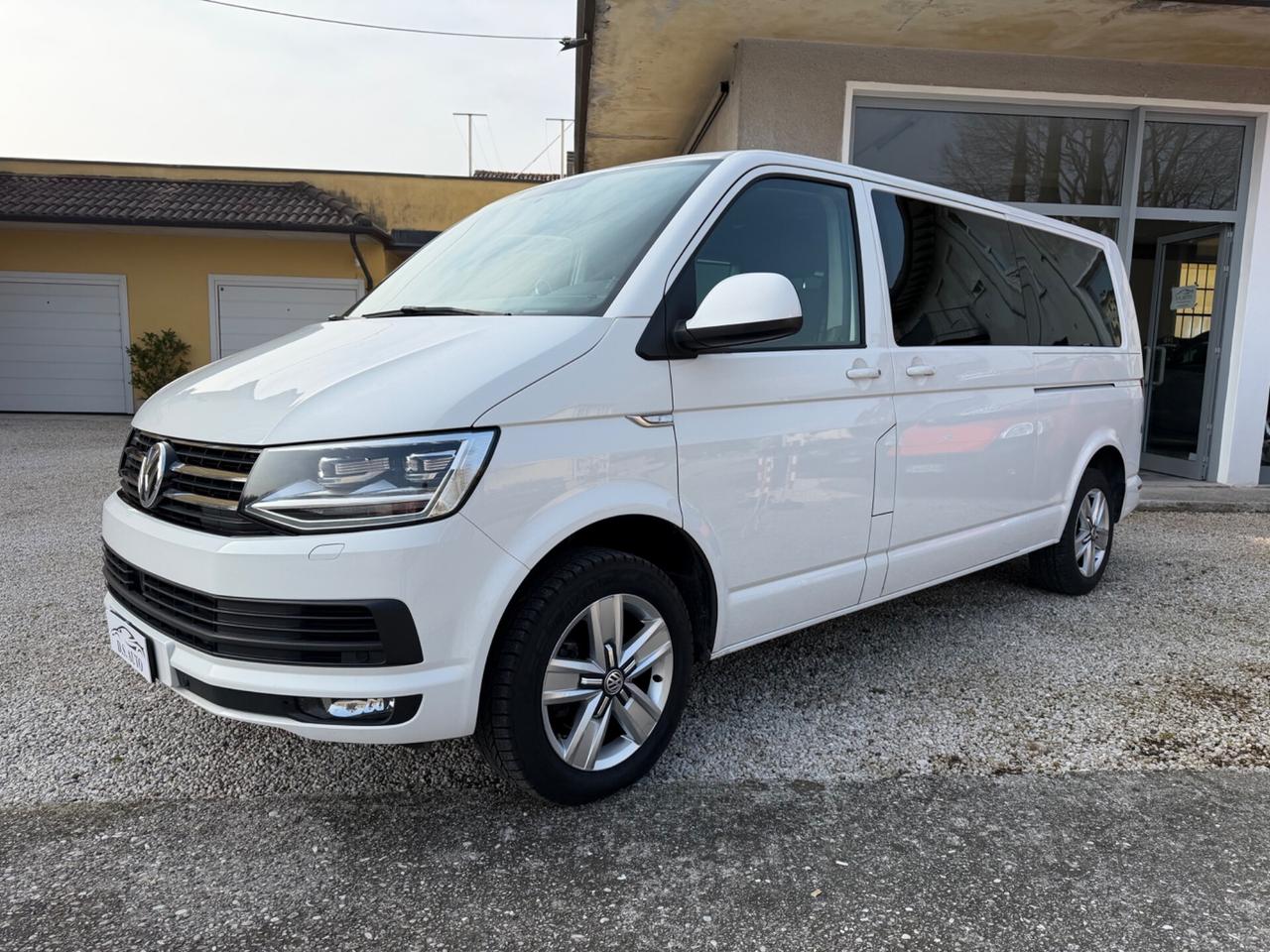 Volkswagen Caravelle 2.0 150CV DSG 9 POSTI