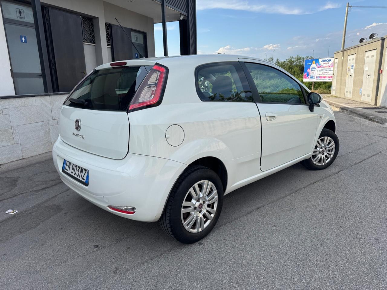 Fiat Punto 1.4 8V 3 porte Natural Power Lounge