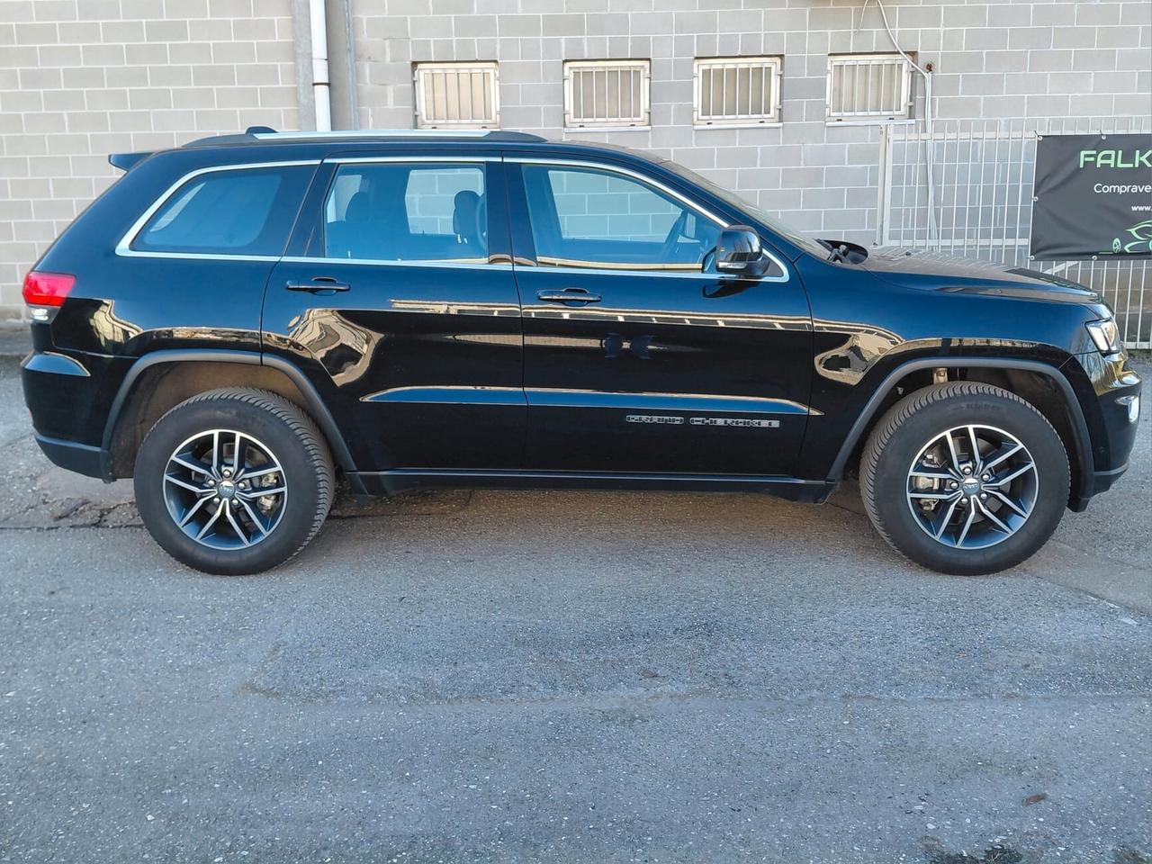 Jeep Grand Cherokee 190cv Laredo garanzia 12 mesi