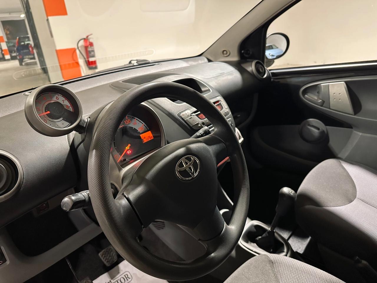 Toyota Aygo 1.0 5 PORTE-CLIMATIZZATORE