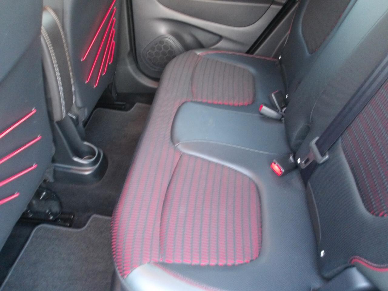 RENAULT CAPTUR 900 BENZ-KM 44.000-GARANZIA FULL
