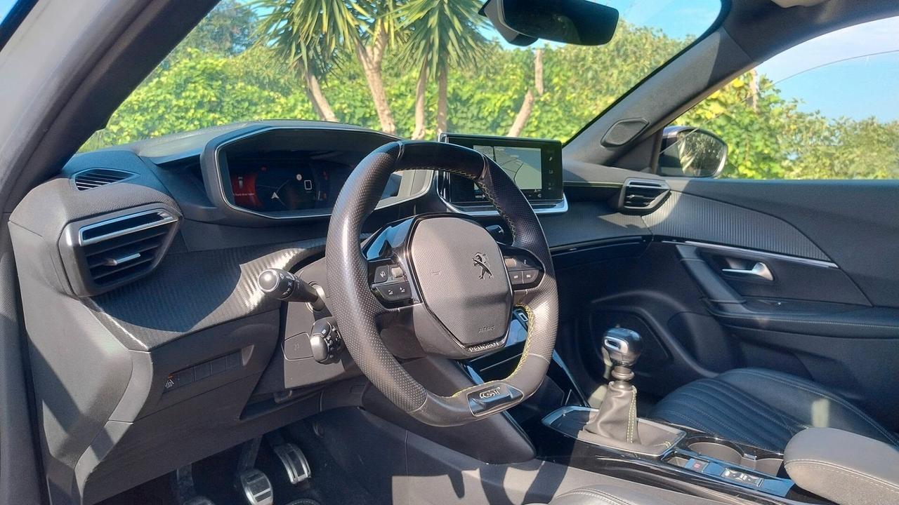 Peugeot 2008 BlueHDi 110 S&S GT