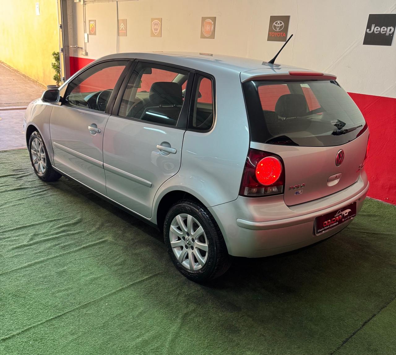 Volkswagen Polo 1.4/75CV 16V 5p. aut. Comfortline