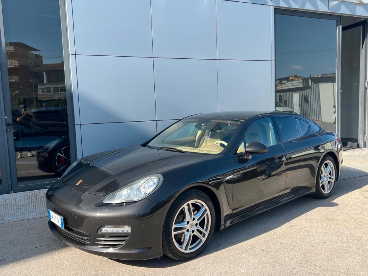 Porsche Panamera 3.0 Diesel - anno 2012 - km 220.000