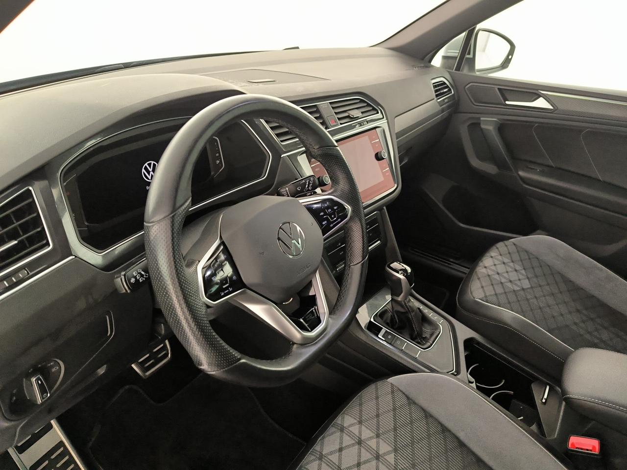 Volkswagen Tiguan 2.0 tdi r-line 150cv dsg