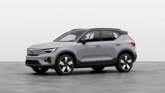 VOLVO XC40 B3 automatico Ultra Black Edition N1