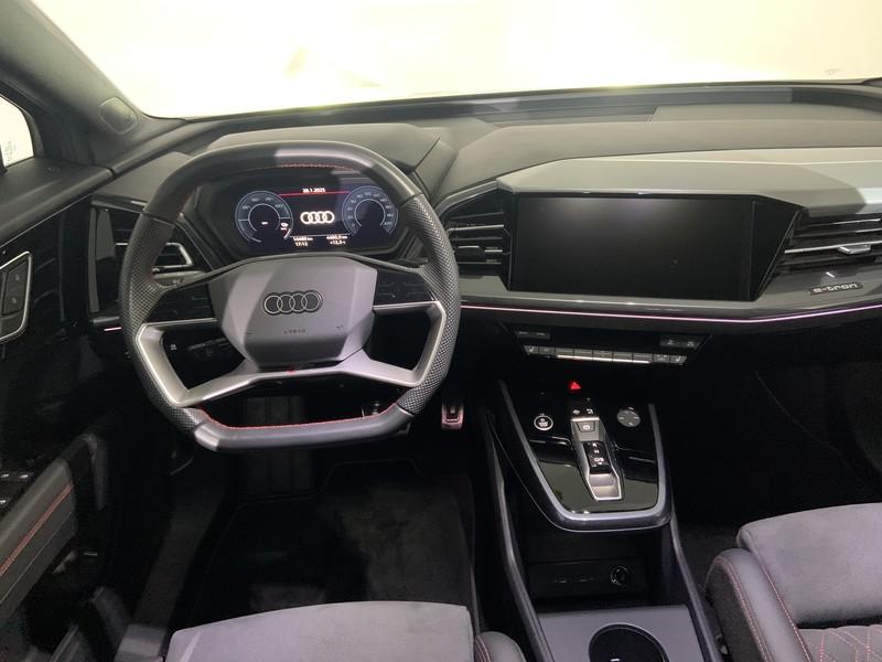 Audi Q4 e-tron 45 business advanced