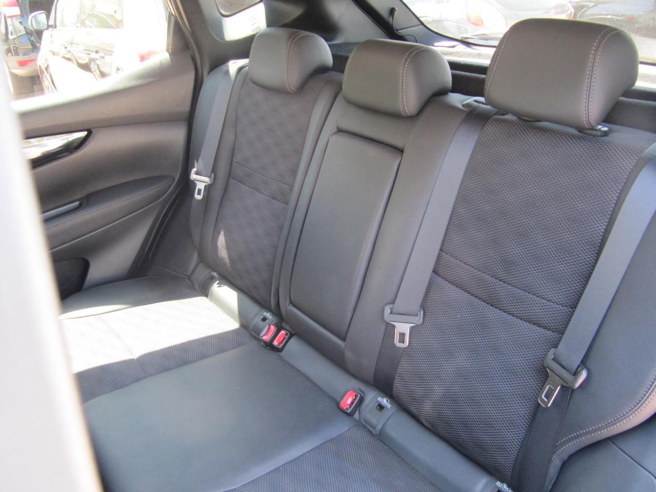 Nissan Qashqai 1.6 dCi 2WD Tekna - AUTOMATICO