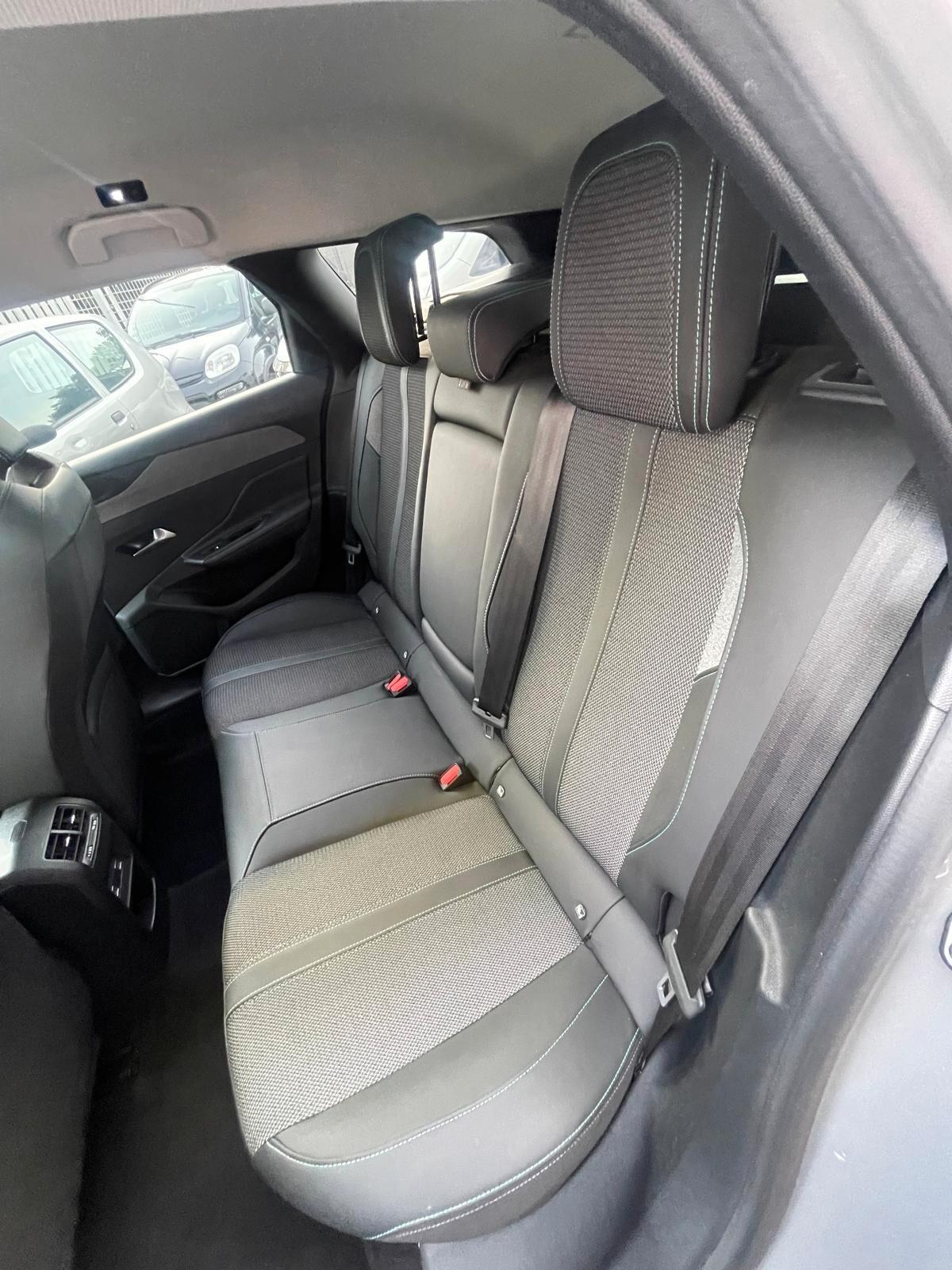 Peugeot 308 PureTech Turbo 130 S&S SW Allure